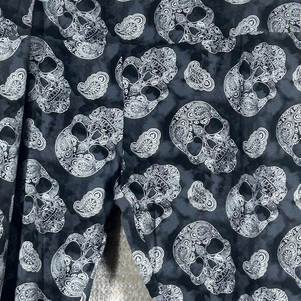 Way to Celebrate Women Grunge Goth Paisley Sugar Skull Leggings Black 3XL 22
